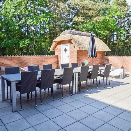 6 Bedroom Awesome In Ulfborg