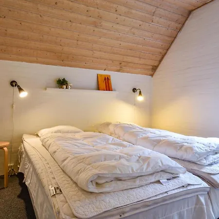 6 Bedroom Awesome In Ulfborg بيت للعطل